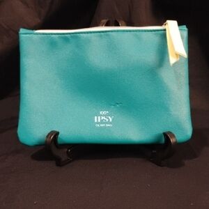 Ipsy Green Cosmetic Bag